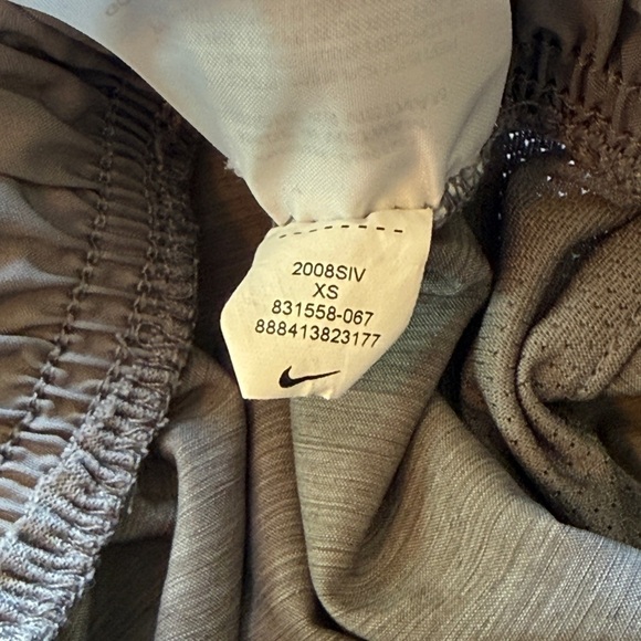 Nike Women's Dri-Fit Tempo Mid-Rise Athletic Running 3" Shorts Gray Women’s XS - Picture 4 of 7